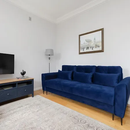 Apartment Stylish In Warsaw's Old Town By Renters