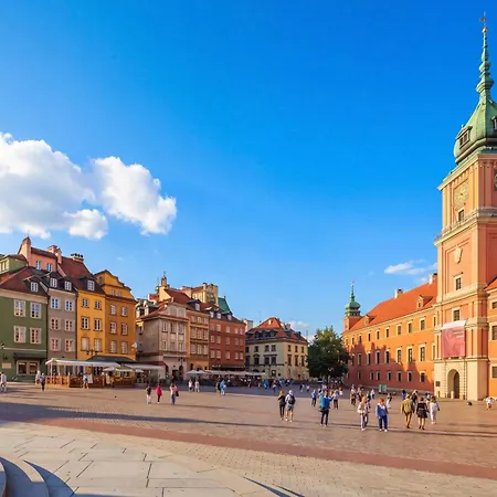 Apartment Stylish In Warsaw's Old Town By Renters
